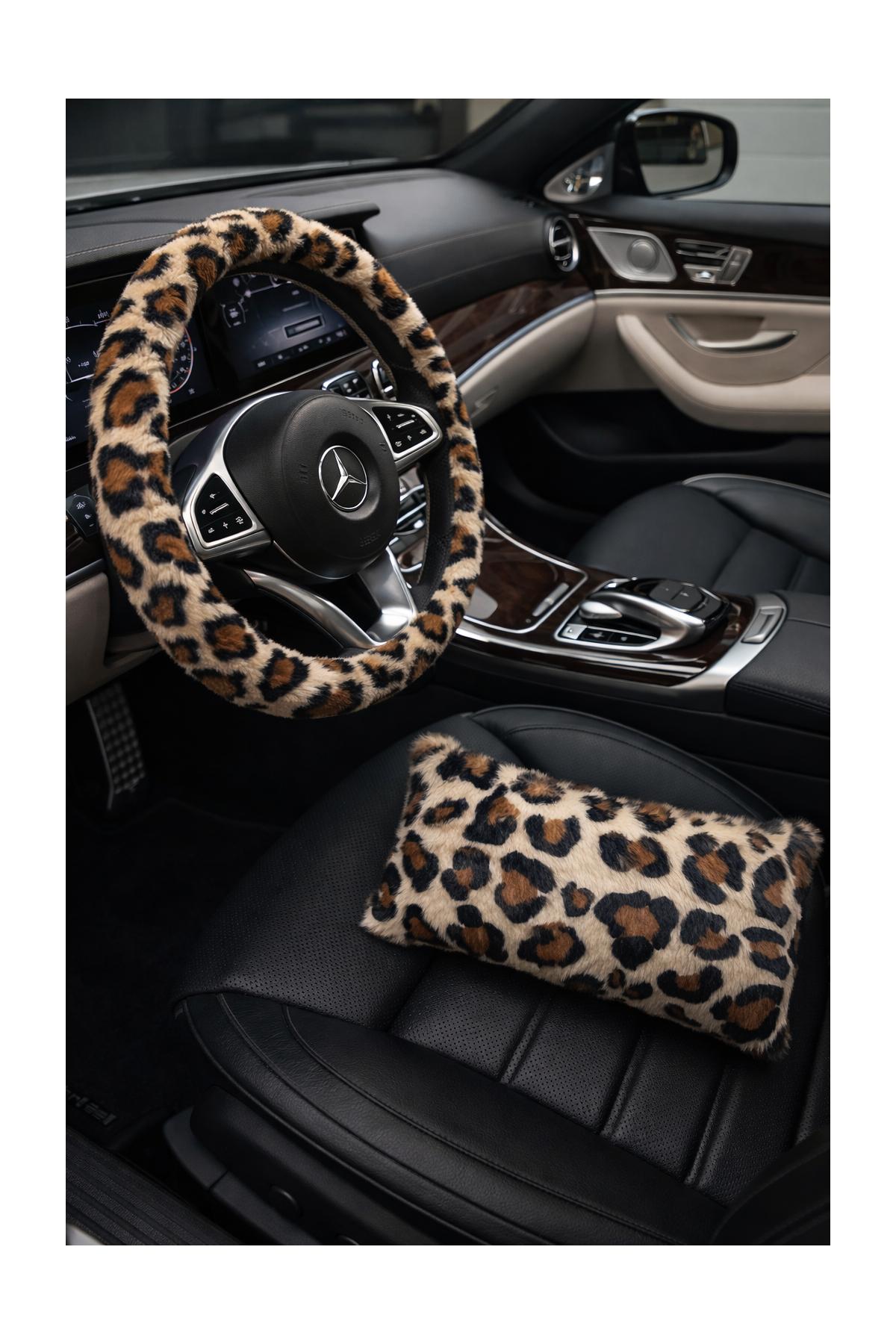 Leopar desenli peluş kabarık direksiyon kılıfı + yastık tek