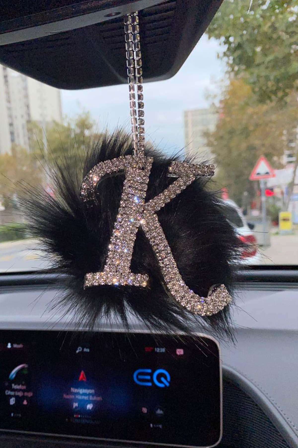 Swarovski Gümüş Taşlı Dikiz Ayna Kolye Süsü Siyah Tüylü K Harfi