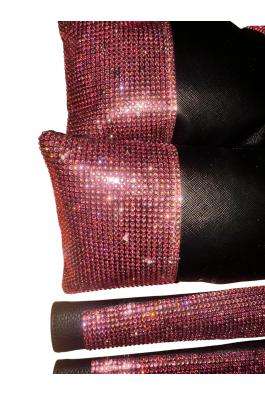 Pembe kristal taşlı yastık ve kemer çifti